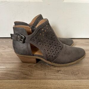 Report gray laser cut bootie